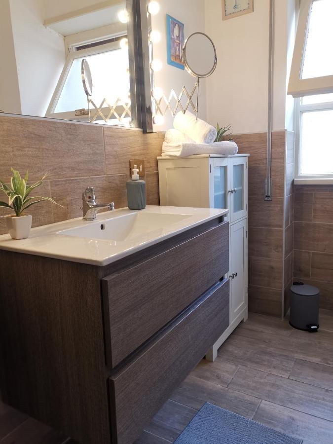 Appartamento Di Sara Rom Exterior foto
